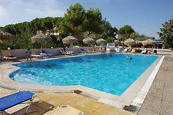 Ionian Sea & - Aqua Park فندق 4*