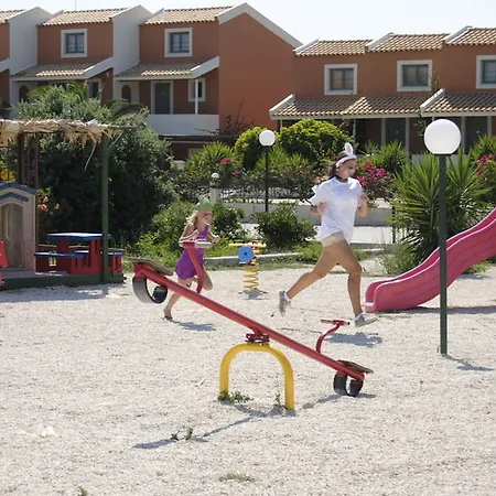 Hotel Ionian Sea & - Aqua Park Kounopetra