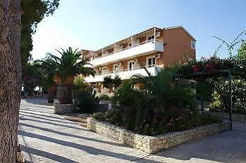 Ionian Sea & - Aqua Park מלון 4*