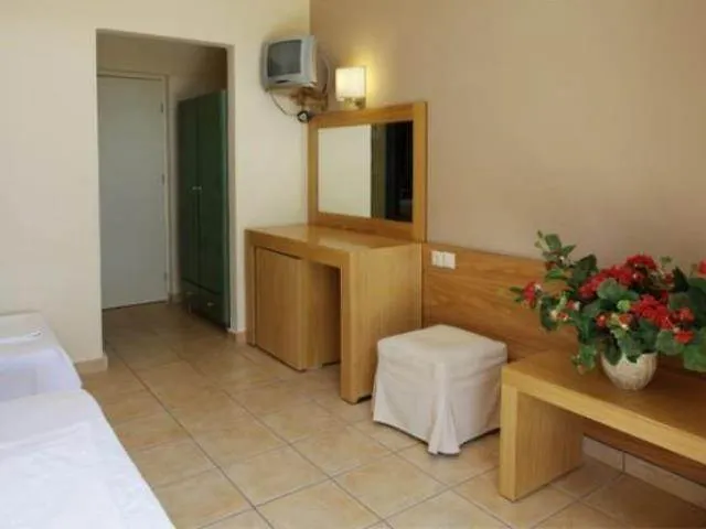 Ionian Sea & - Aqua Park Hotel Kounopetra